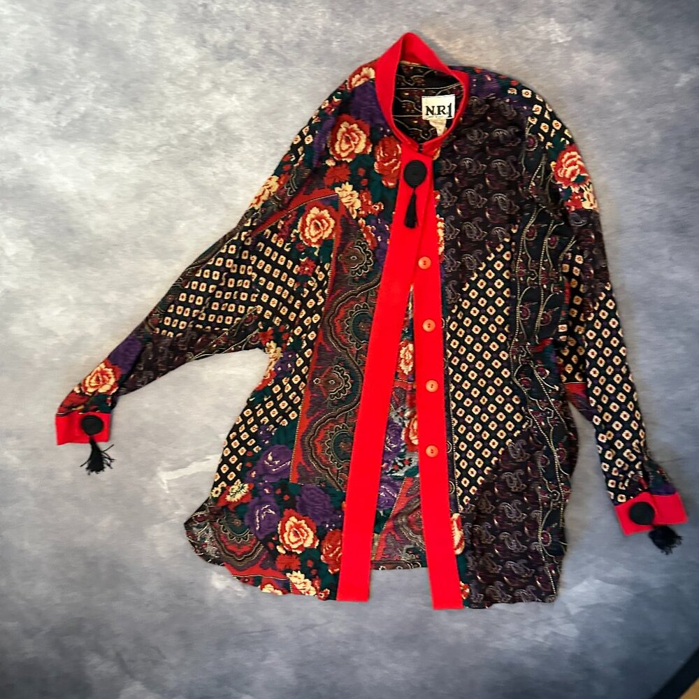 NR1 Vintage Choinoiserie Floral Red Black Top Size 14 Festive Buttons